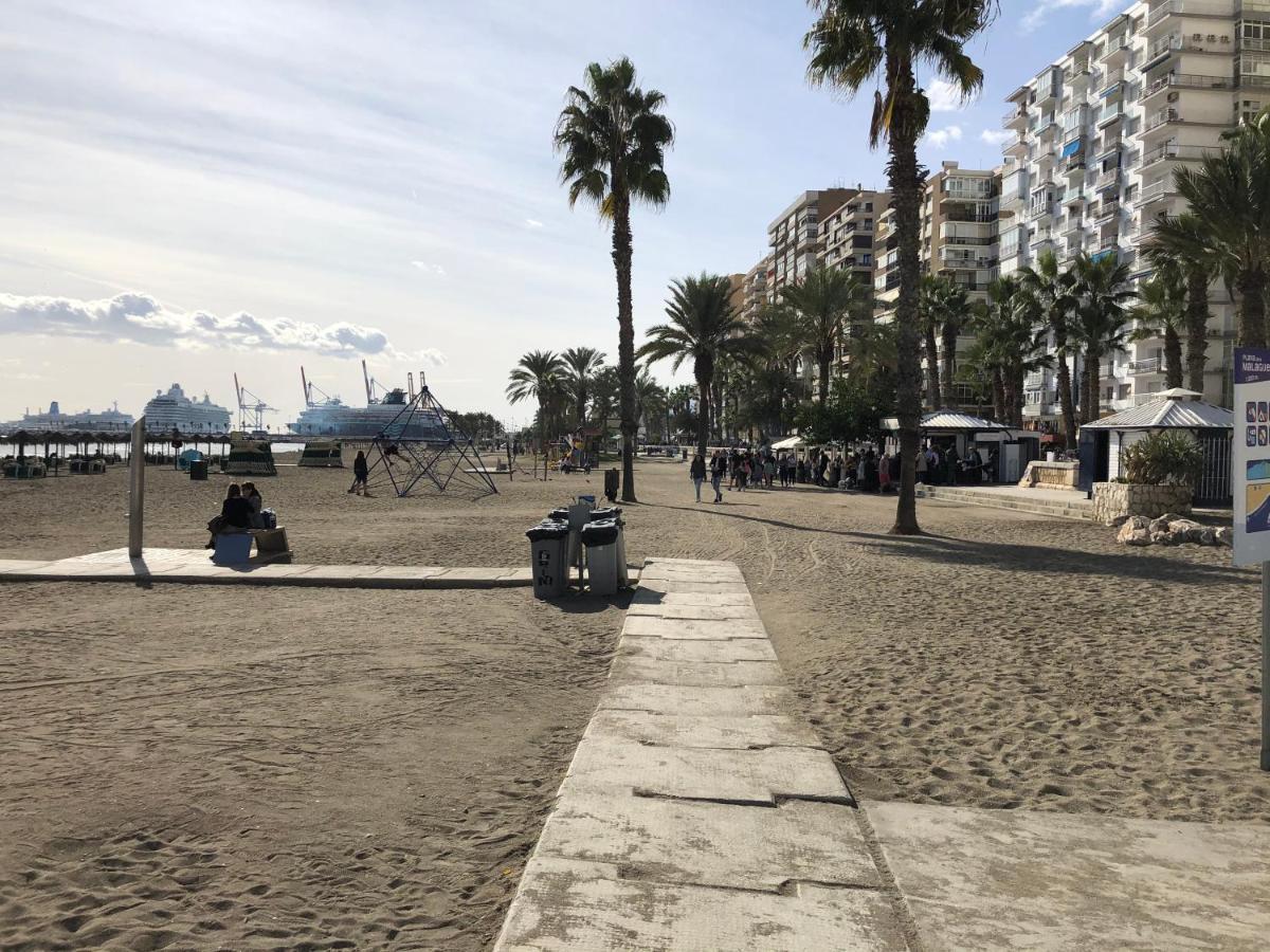 Luminoso Y Coqueto Apartamento Con Jardin Malaga Bagian luar foto