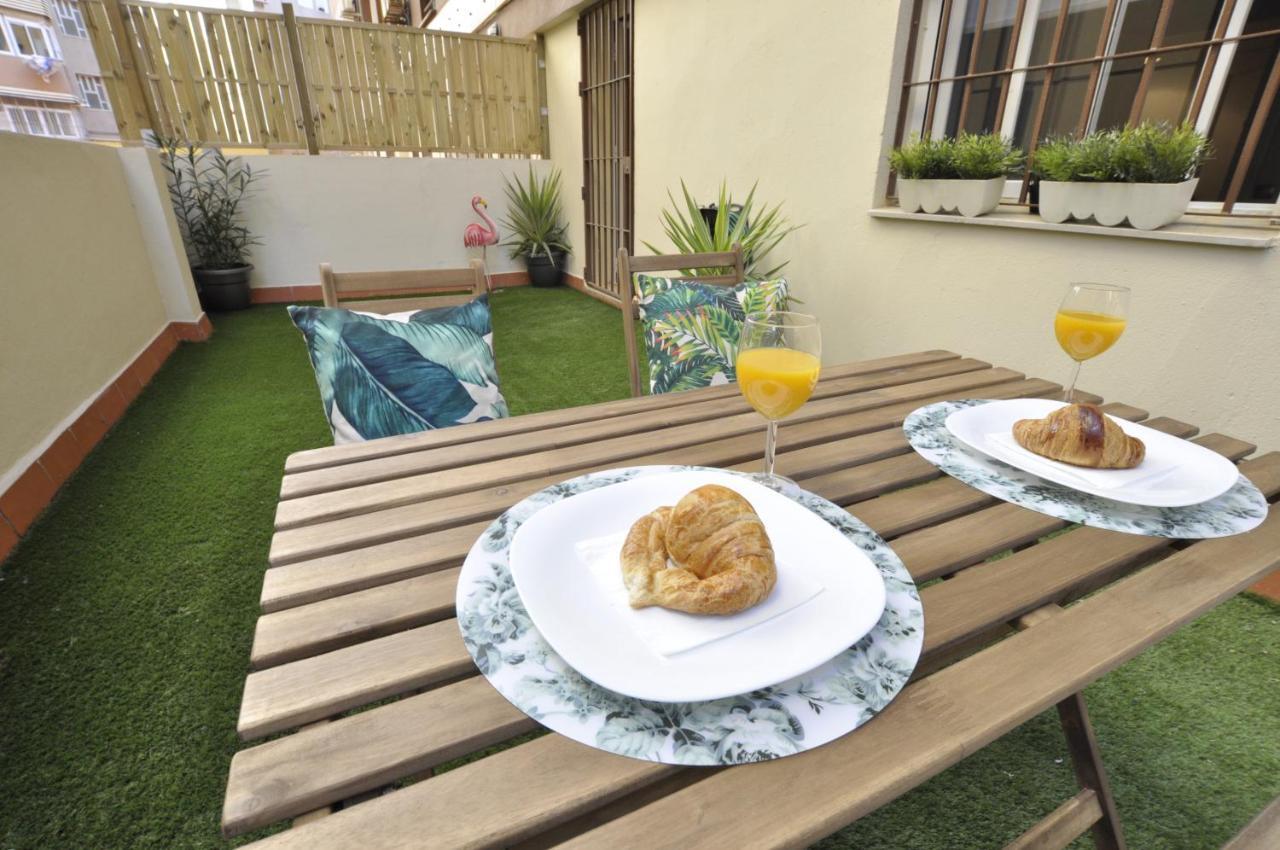 Luminoso Y Coqueto Apartamento Con Jardin Malaga Bagian luar foto