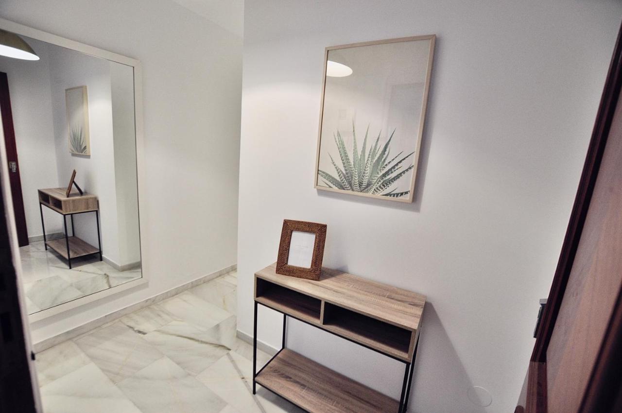 Luminoso Y Coqueto Apartamento Con Jardin Malaga Bagian luar foto